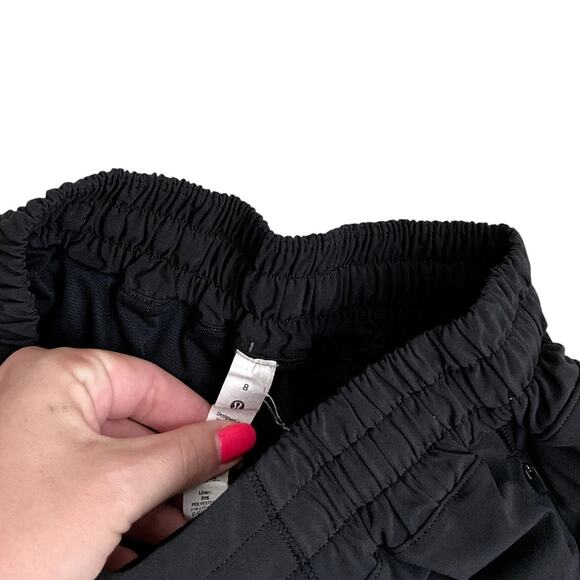 EUC! Lululemon Hottie Hot Shorts Size 4” In  Black - Picture 2 of 3